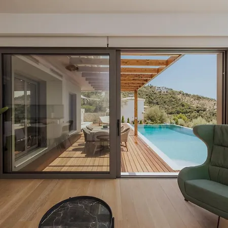 Villa Luxury 2s Alpha With Private Pool